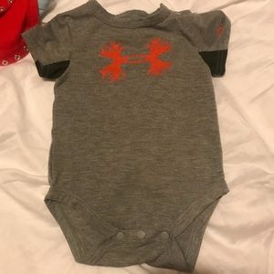 Under Armour Onsie